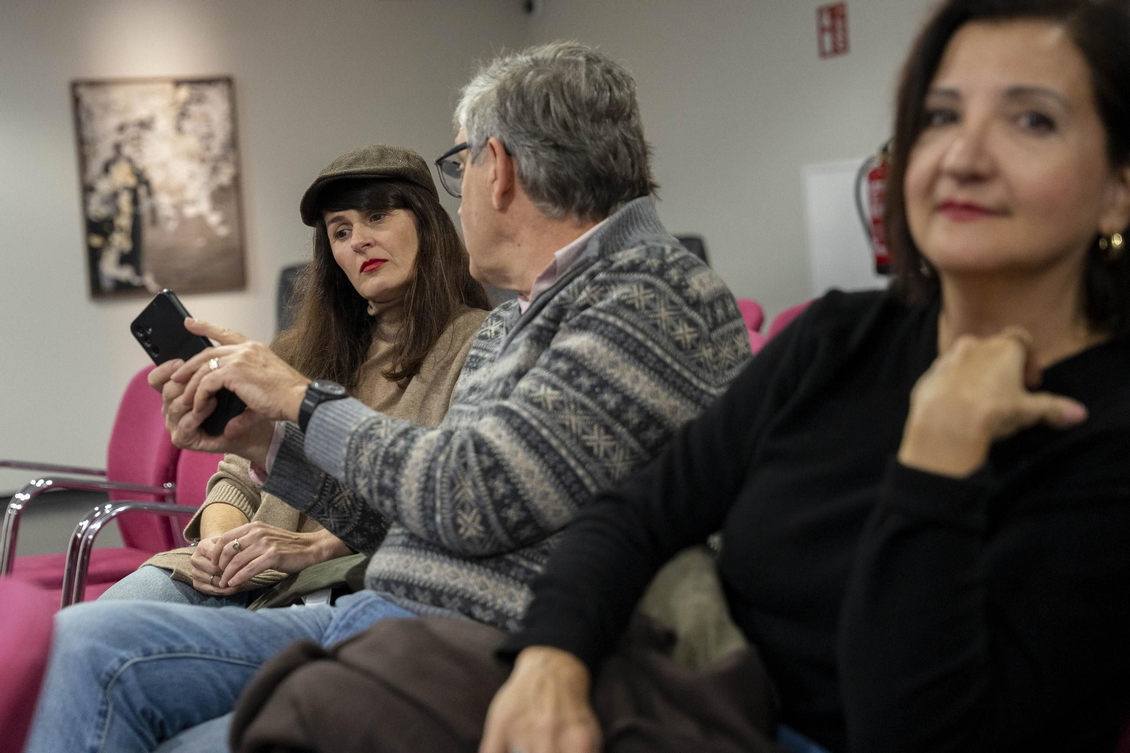 “Cuando las imágenes pierden su cuerpo”: Un diálogo entre Sema D’Acosta y Joan Fontcuberta sobre materia, memoria y la transformación posfotográfica
