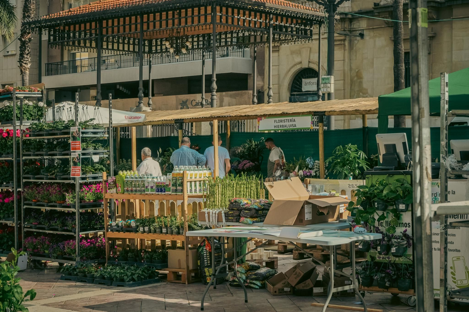 Las imágenes más destacadas del viernes 25 de abril en Huelva