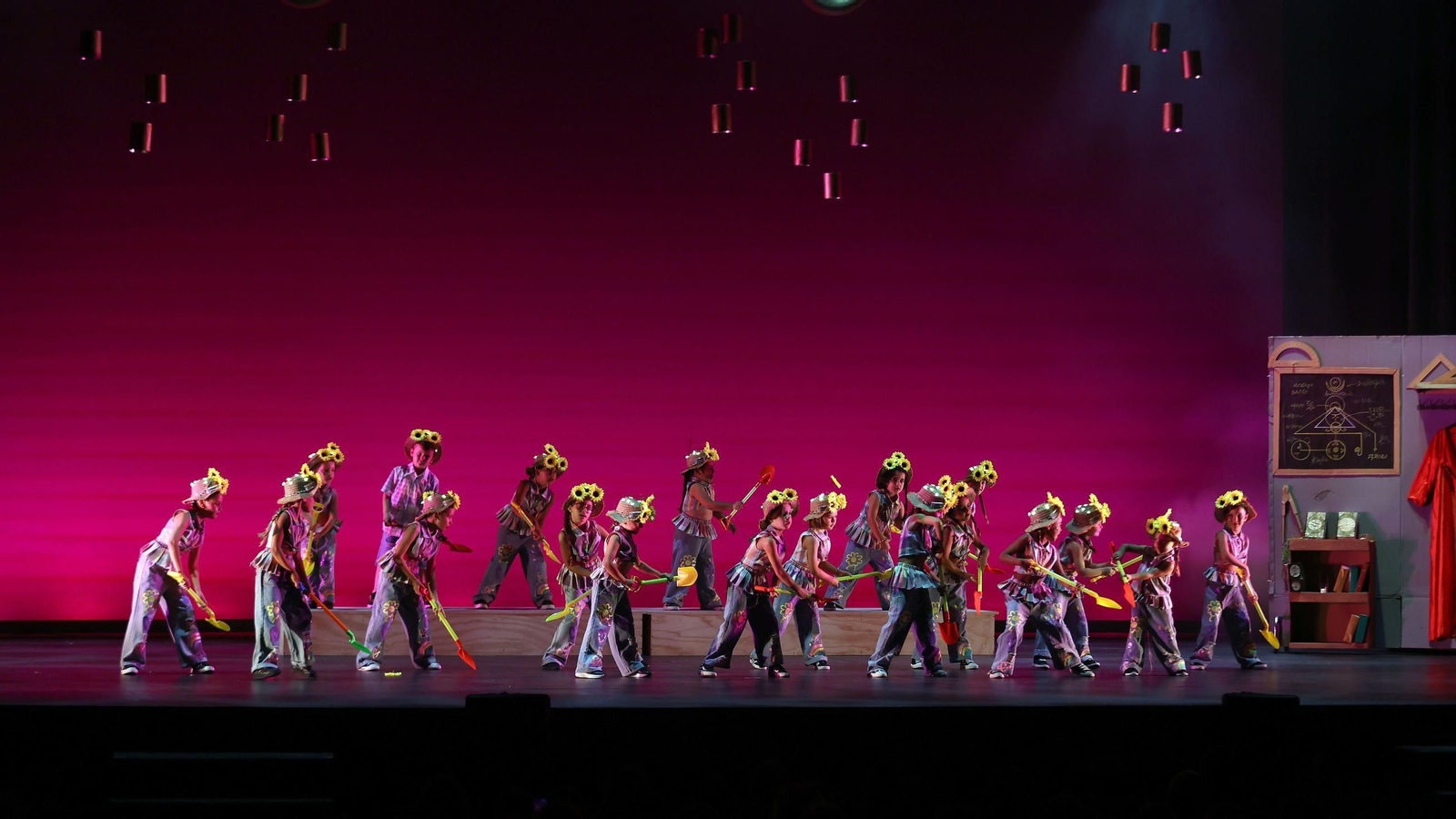 El Taller de las Ilusiones de las Hermanas Sánchez en el Teatro Villamarta de Jerez