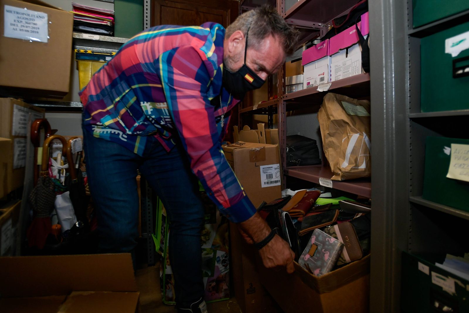 Fotos de Objetos Perdidos en el Ayuntamiento de Granada