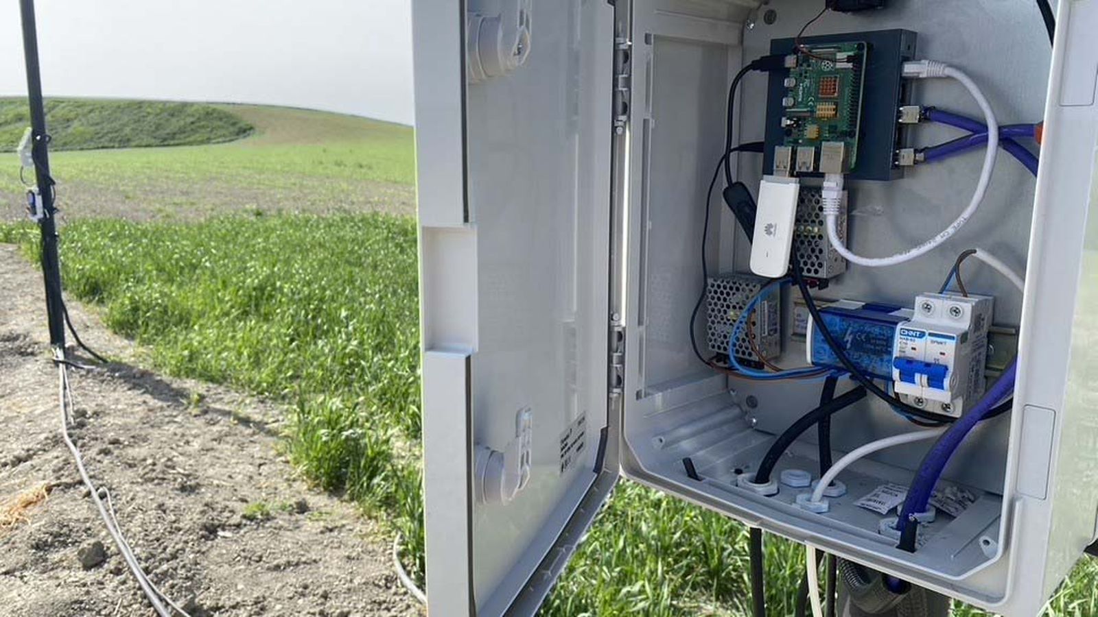 Conexiones incluidas para desarrollar el proyecto.