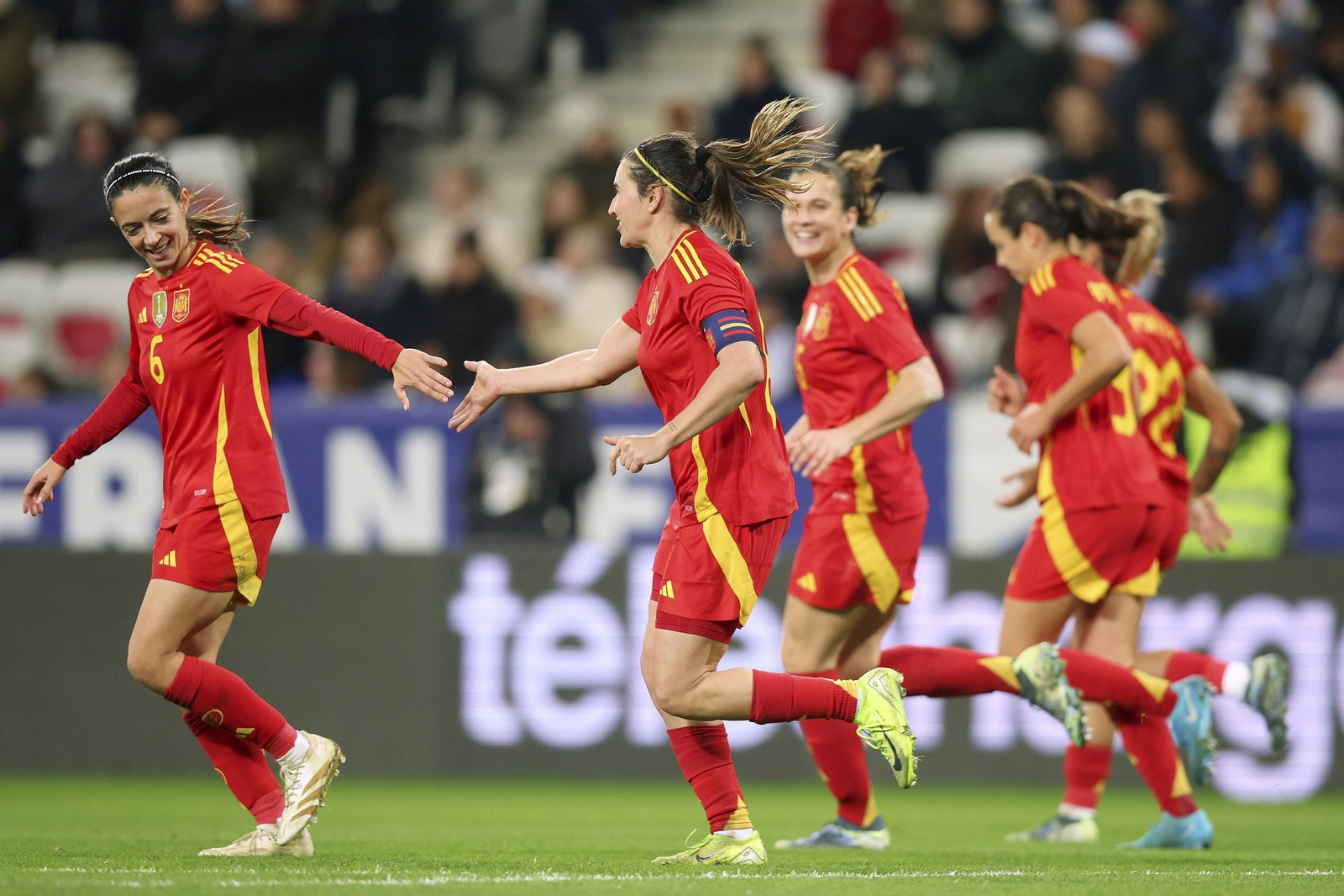 Las fotos de la exhibición de España femenina en Francia