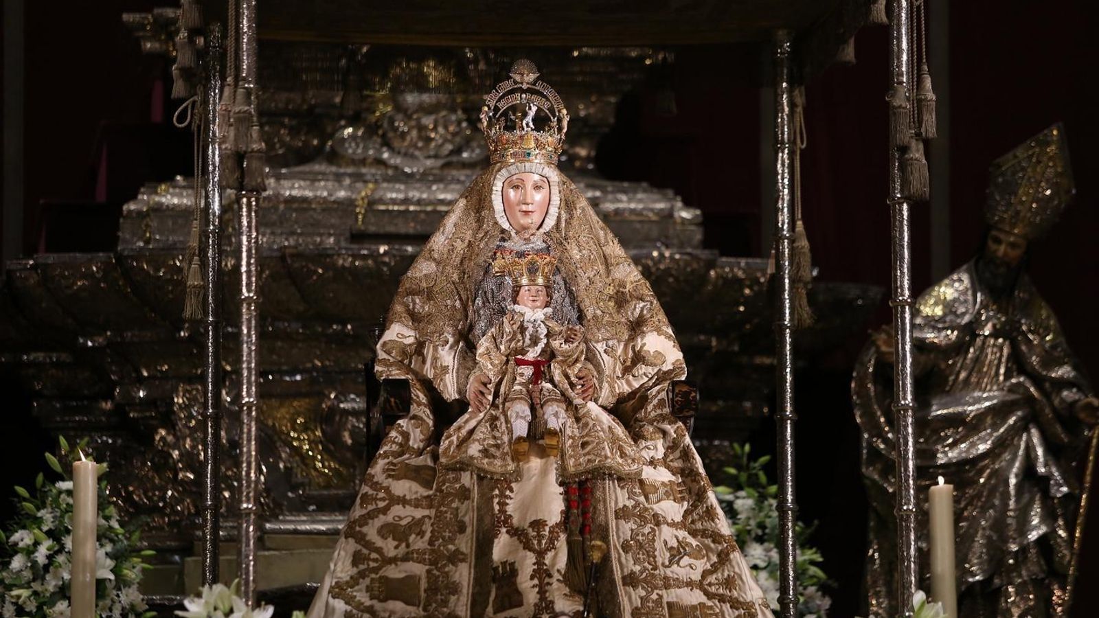 Último día de la novena de la Virgen de los Reyes.