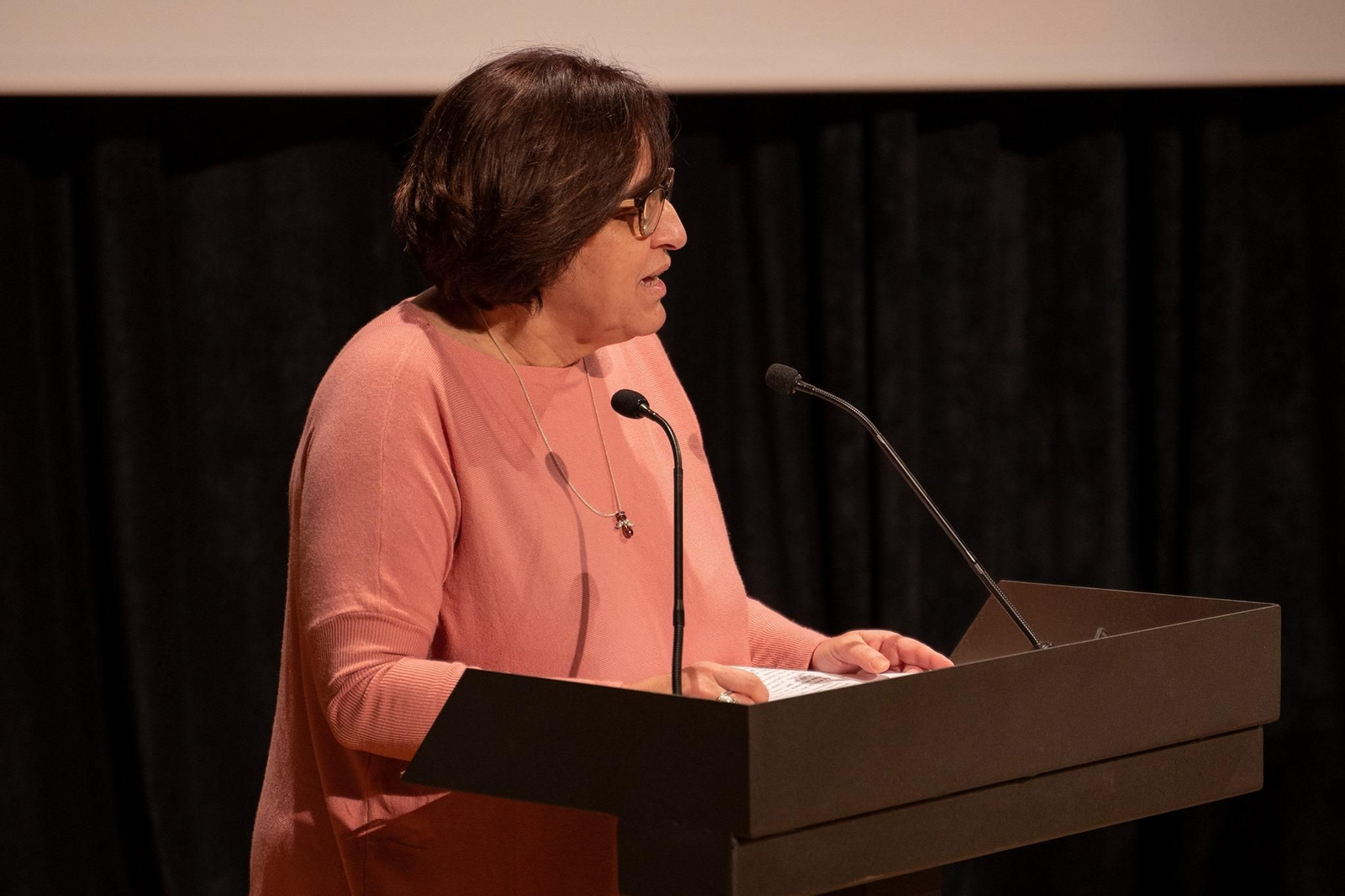 Leonor Montañés, en 2020, durante su participación en la presentación de un libro.