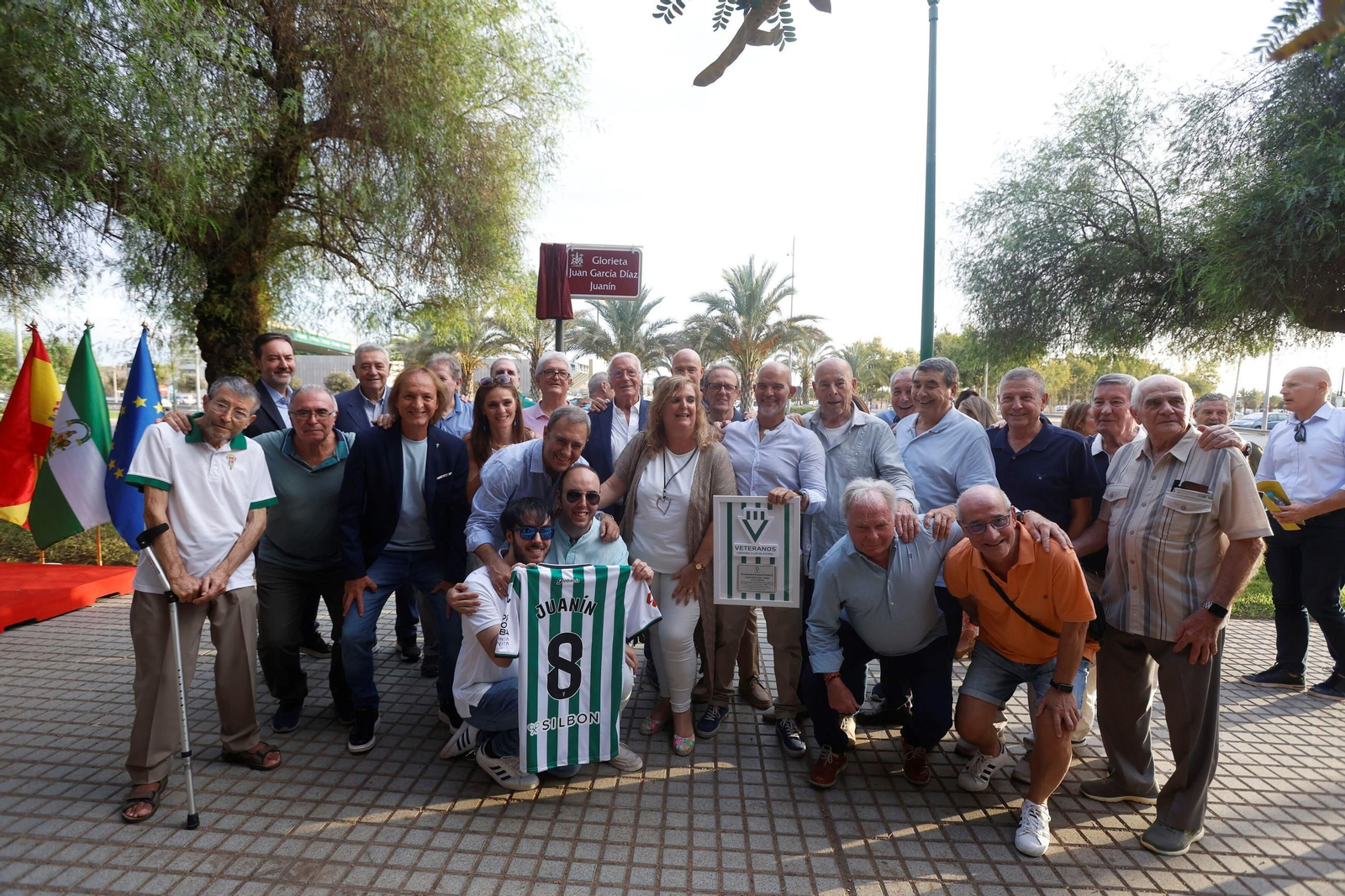 Las mejores imágenes del acto en homenaje a Juanín, leyenda del Córdoba CF