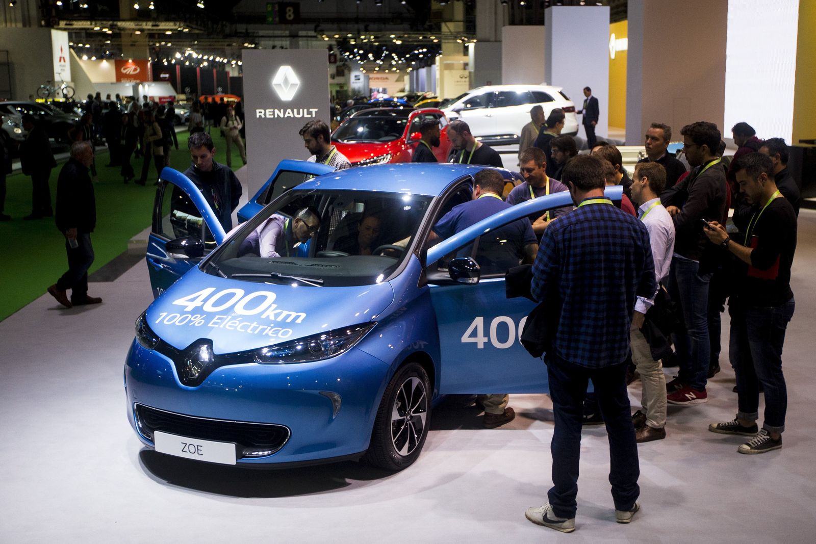 Renault ha presentado un Zoe mejorado con hasta 400 km. de autonomia.