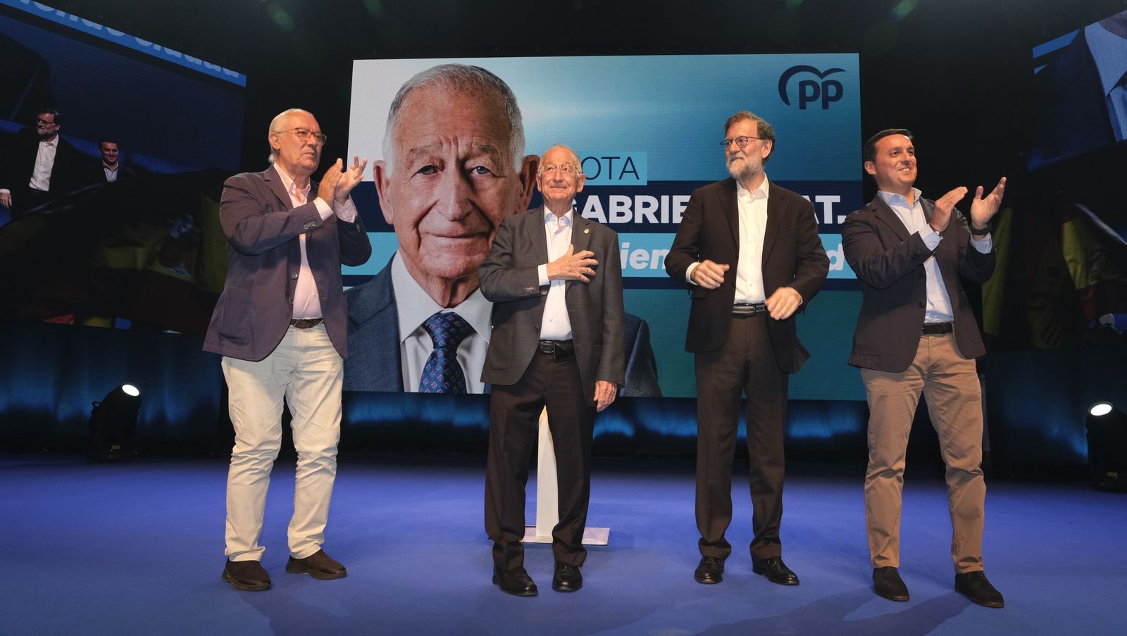 Imágenes de Rajoy apoyando la candidatura de Gabriel Amat a la Alcaldía de Roquetas de Mar