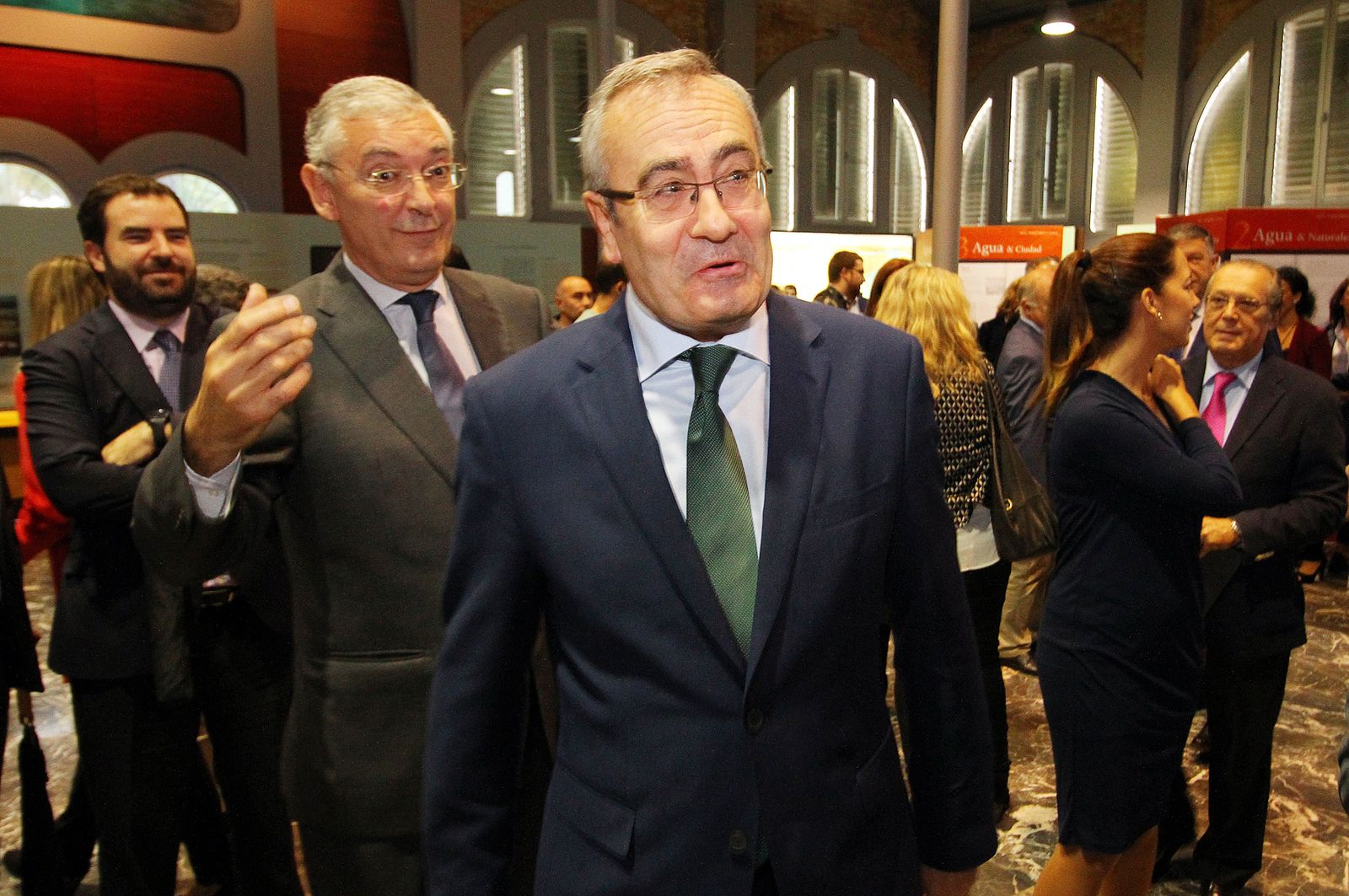 Imágenes de la toma de posesión del nuevo presidente del Puerto de Huelva, José Luis Ramos.