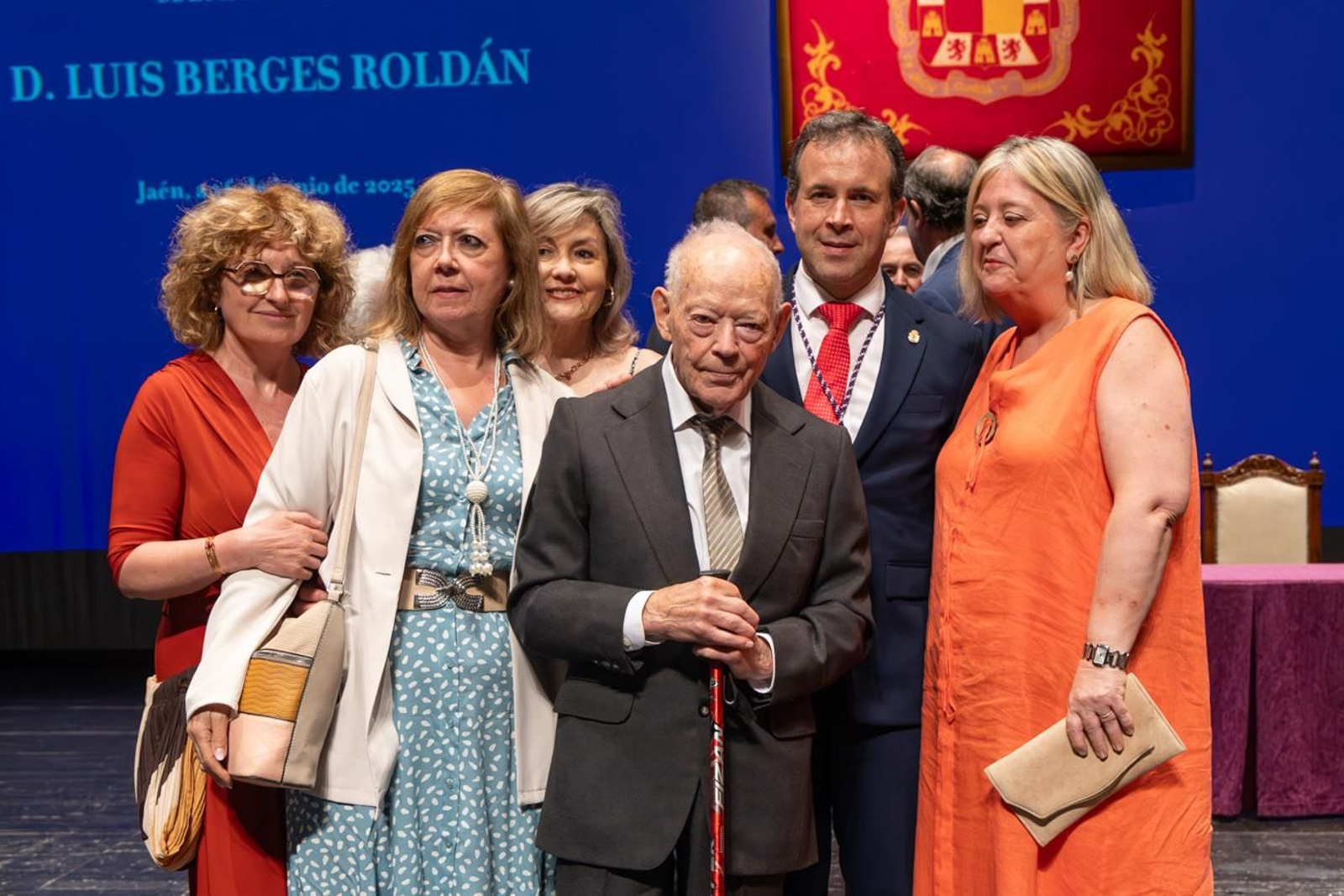 Entrega de la Medalla de Oro de la Ciudad a Luis Berges