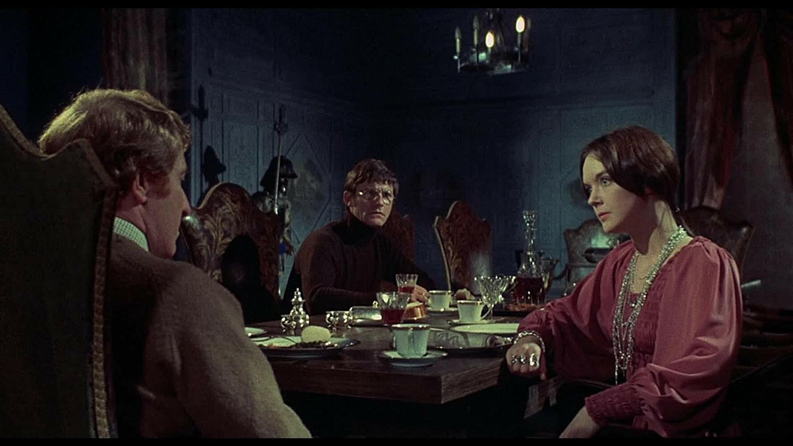 Otro fotograma del filme dirigido por John Hough.