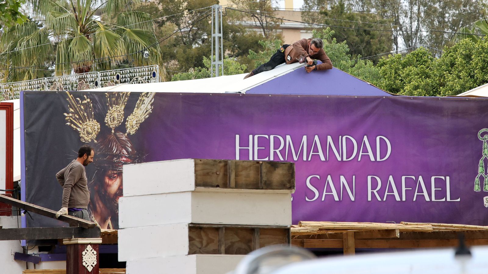 Preparativos en la Feria del Caballo 2024 de Jerez