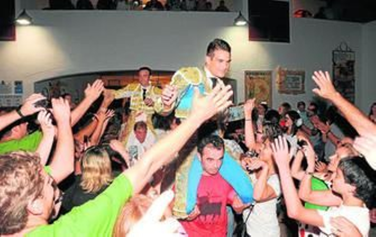 Manzanares y Ponce abrieron la puerta grande.