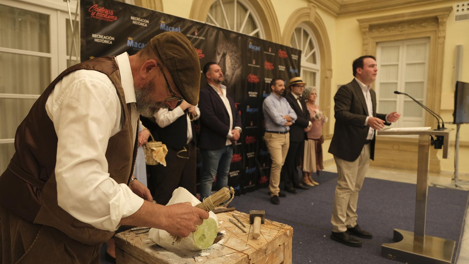 Canteros y caciques de Macael regresa con más escenas para reivindicar la historia del mármol