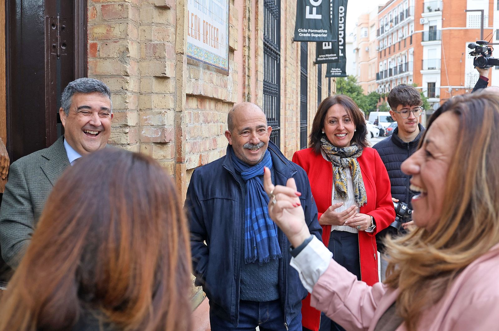 Fotografías de la colocación de la primera piedra de las obras de ampliación y reforma de la Escuela de Arte y Superior de Diseño León Ortega de Huelva