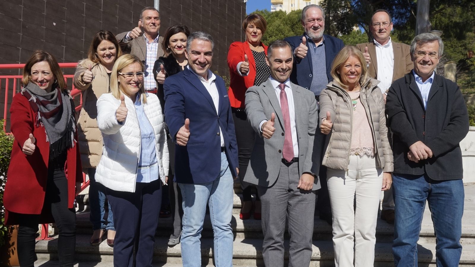 Alcalcaldes y candidatos del PP en la Costa del Sol este domingo en Benalmádena.