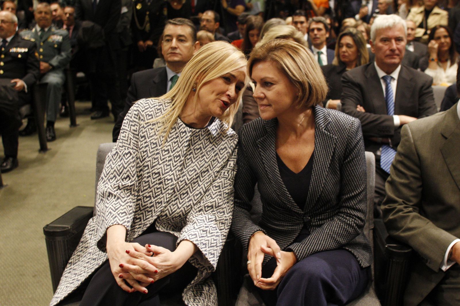 Los miembros del gabinete de Zoido juran sus cargos