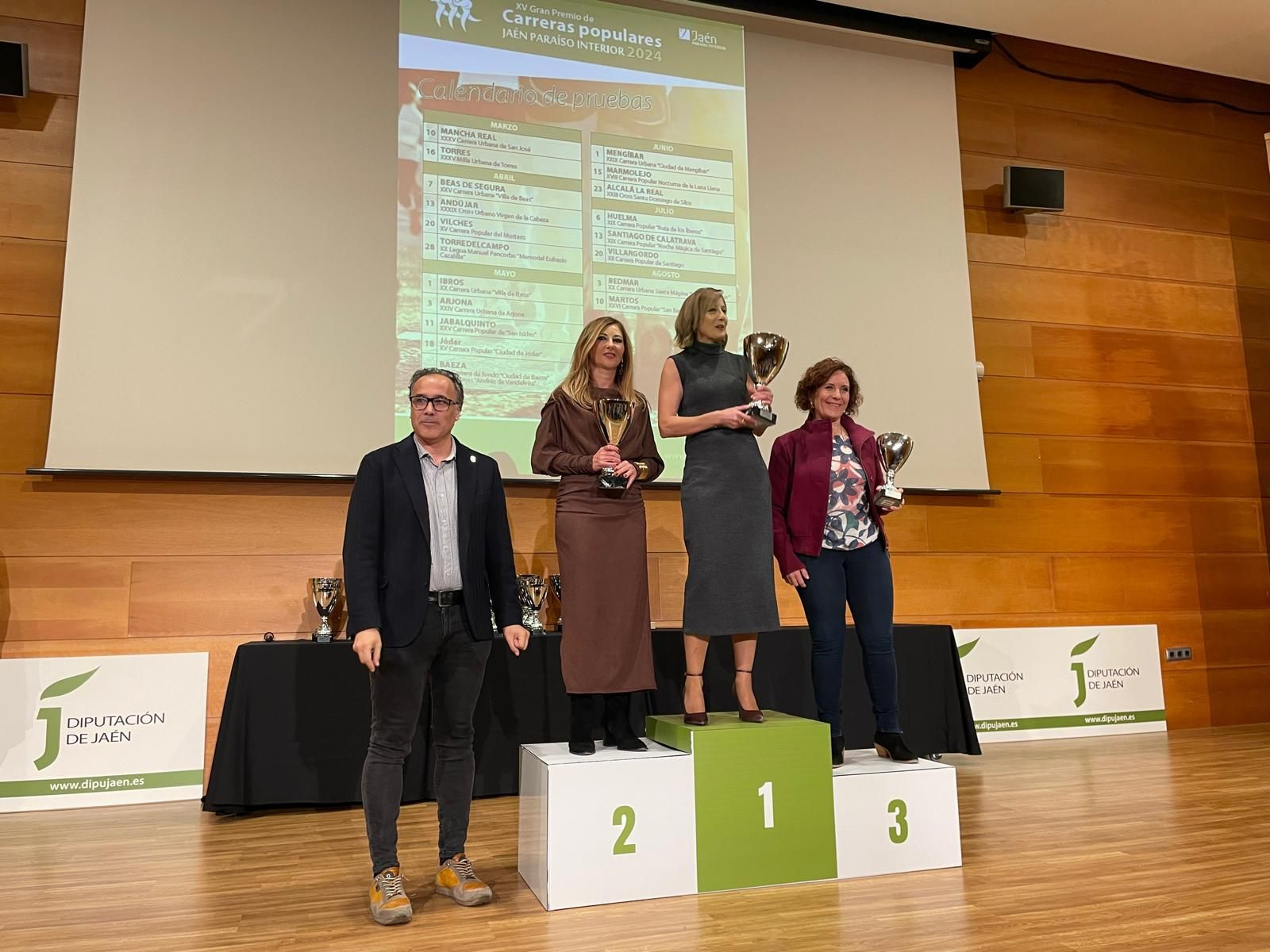 Entrega de galardones del XV Gran Premio de Carreras Populares ‘Jaén, paraíso interior’, en imágenes