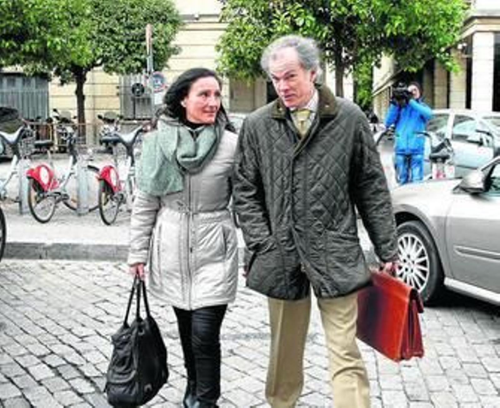 Los jueces María Núñez Bolaños y Álvaro Martín, que investigan el caso de los ERE fraudulentos.