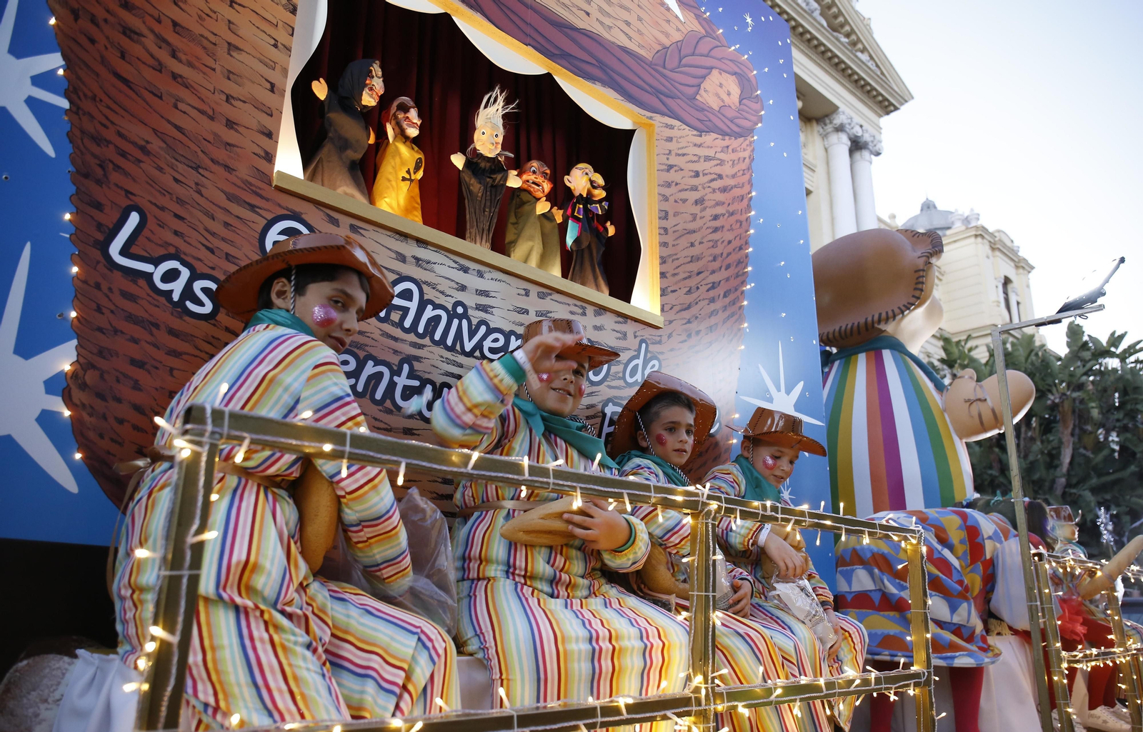 Fotos de la Cabalgata de Reyes en Málaga capital.