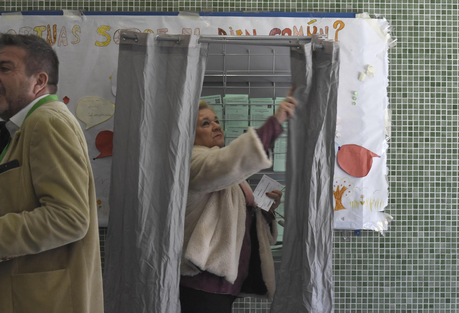 Las imágenes de la jornada electoral en Córdoba