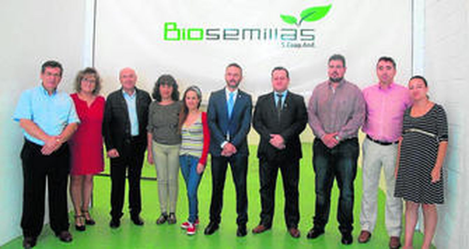 La cooperativa Biosemillas recibió la visita del delegado de Economía, Miguel Ángel Tortosa.