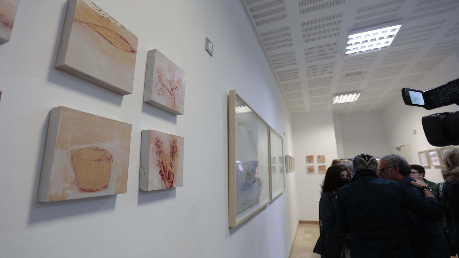 Las fotos de la inauguración de la exposición de Blanca Orozco "Lo que renace"