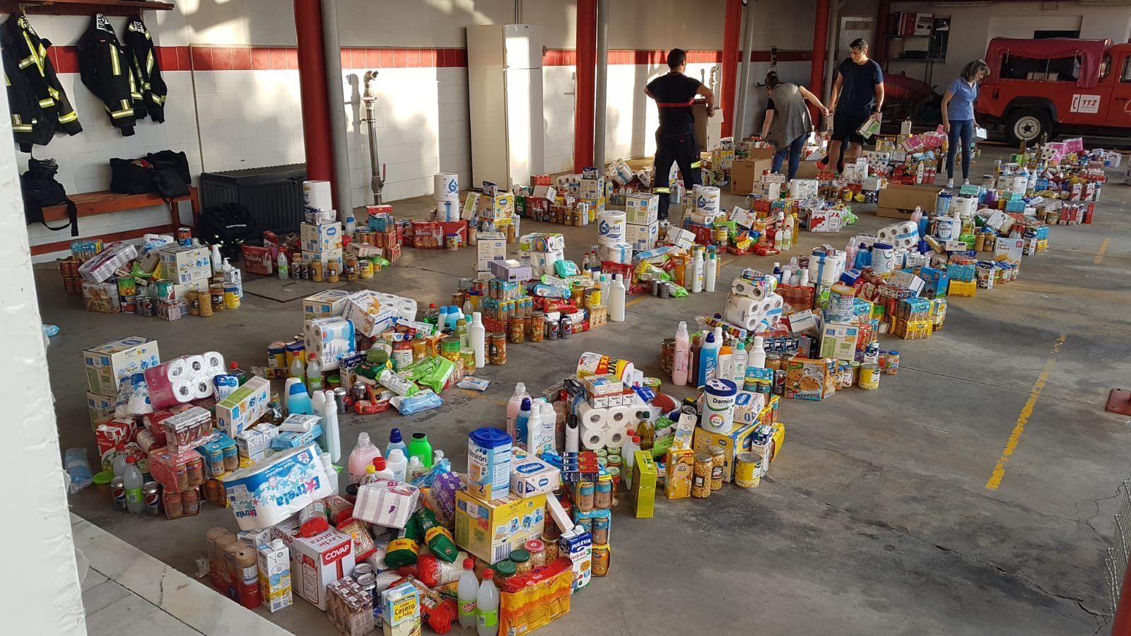 Alimentos entregados por el Consorcio de Bomberos.