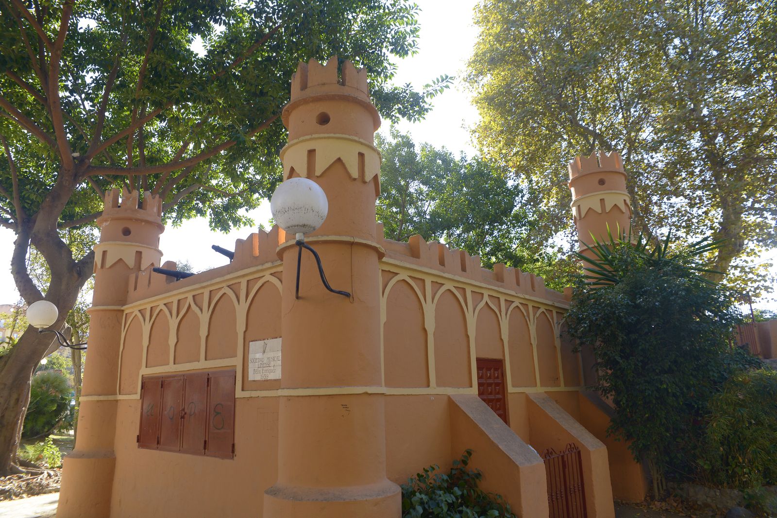 Fotos de los jardines Saccone en La Línea