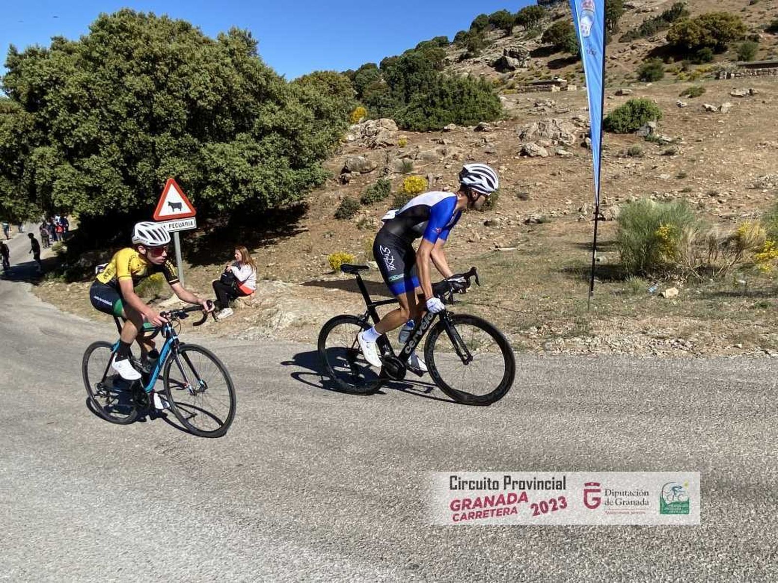 Tras subir El Purche, los ciclistas deberán subir la Cabra.
