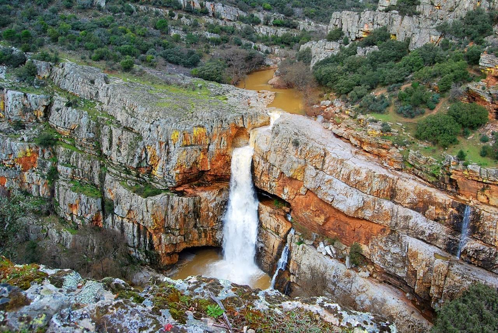 Las cascadas más bonitas de Jaén que hay que visitar al menos una vez en la vida