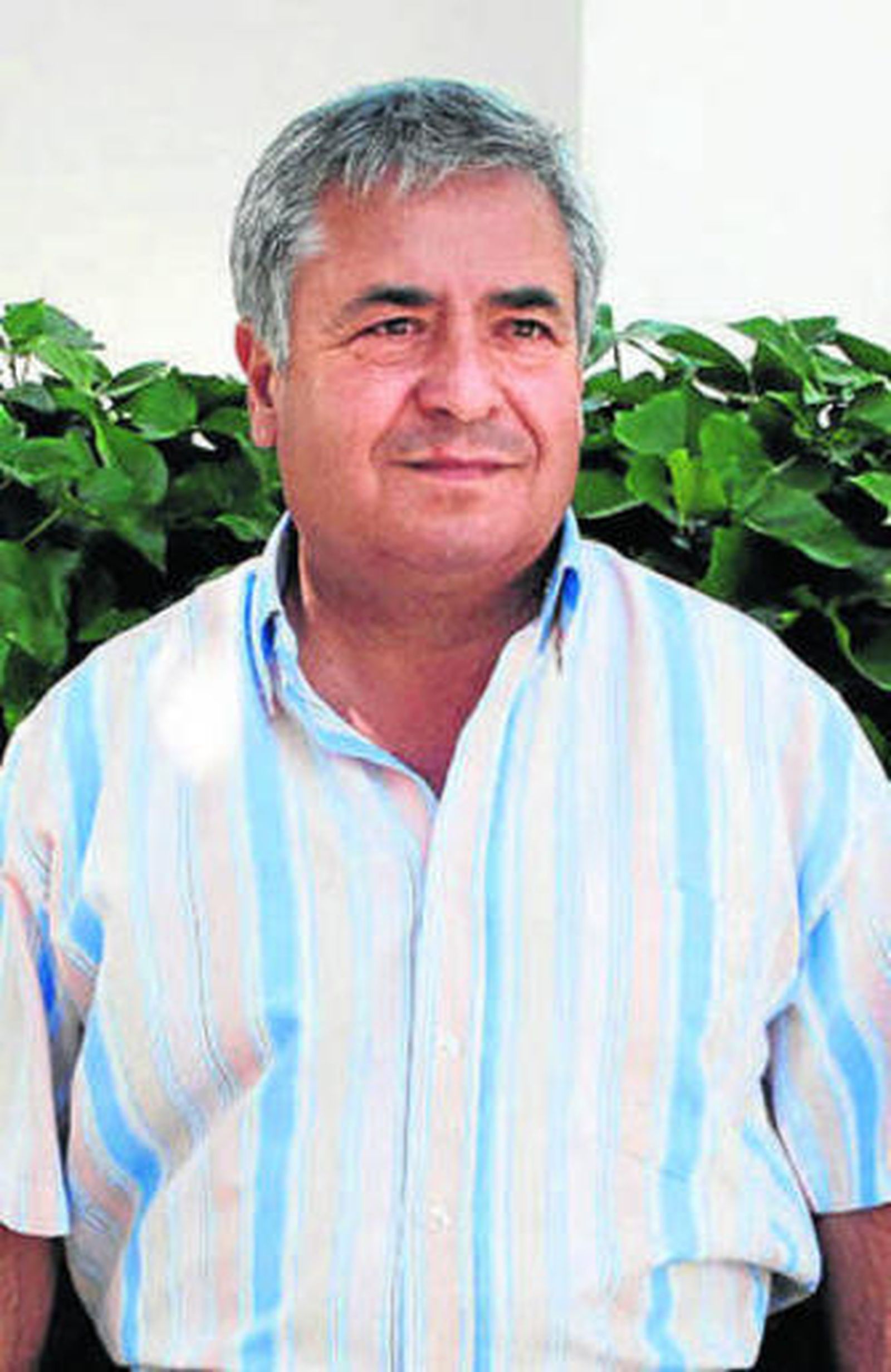 Miguel Hinojos (PA).