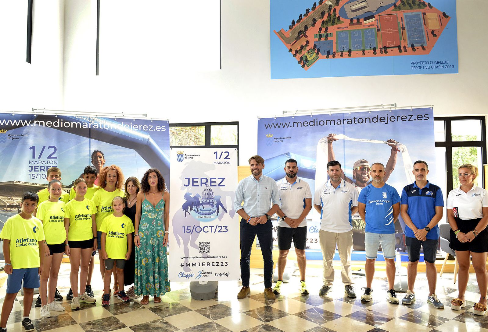 Rafael Mateos, en la presentación del Medio Maratón de Jerez 2023.