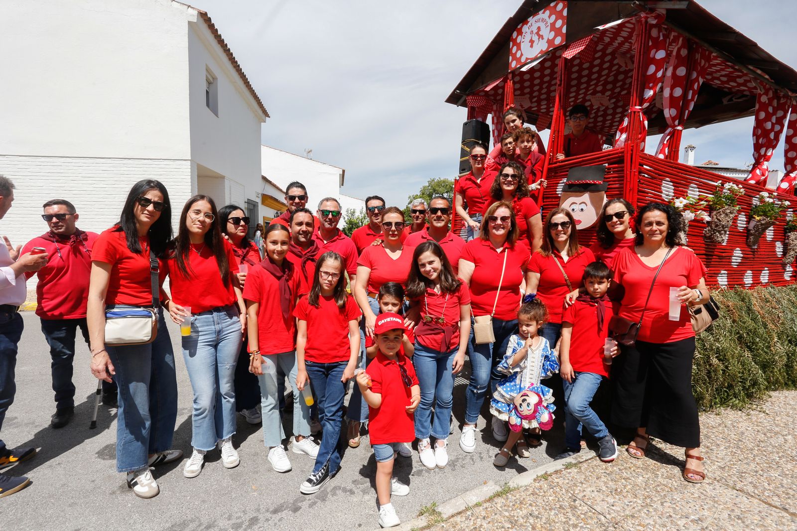 Fotos del domingo de Feria y la romería del Cristo de la Almoraima en Castellar