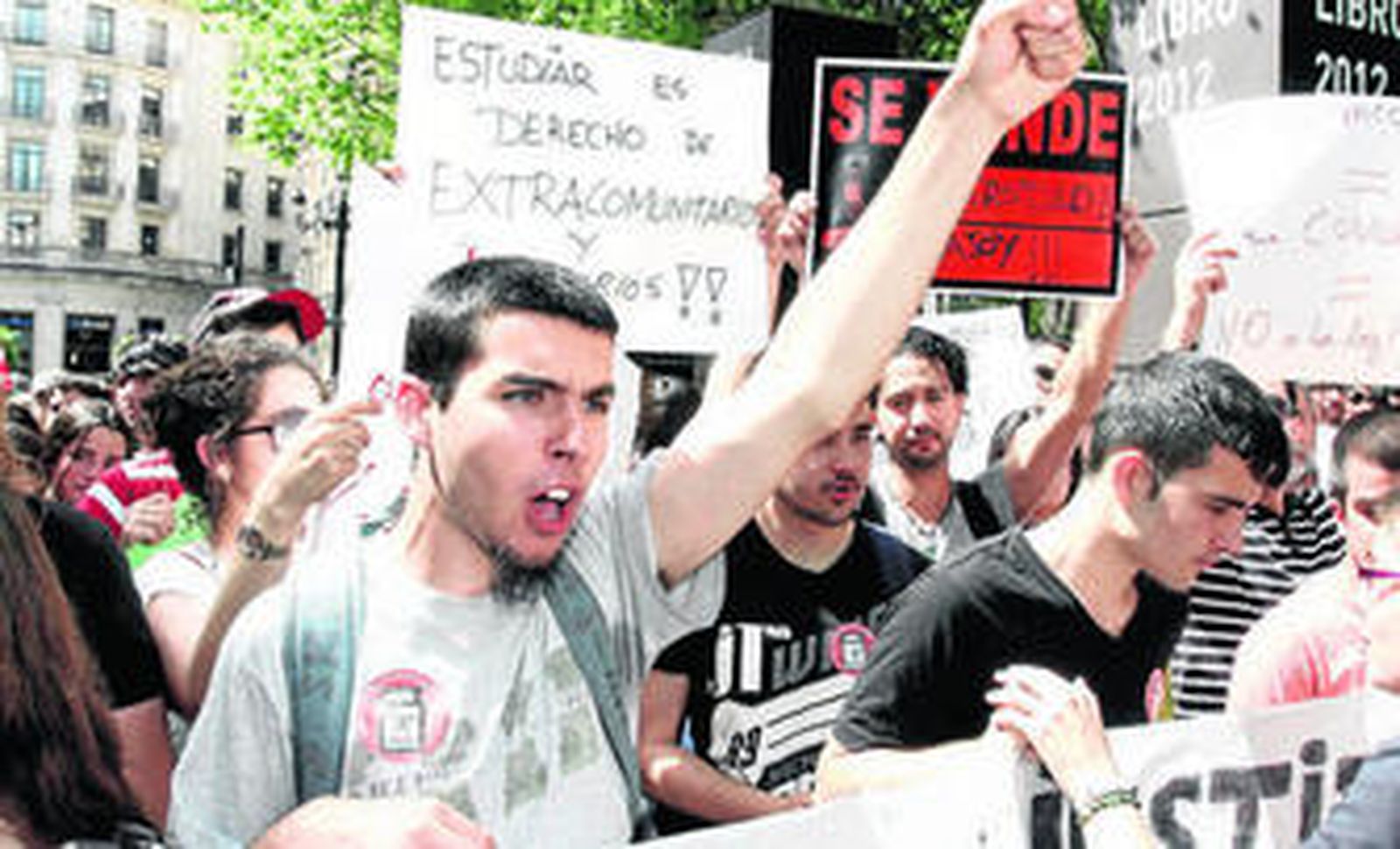 Una de las numerosas protestas que se han realizado en los últimos meses desde la comunidad educativa y en contra de las nuevas medidas.