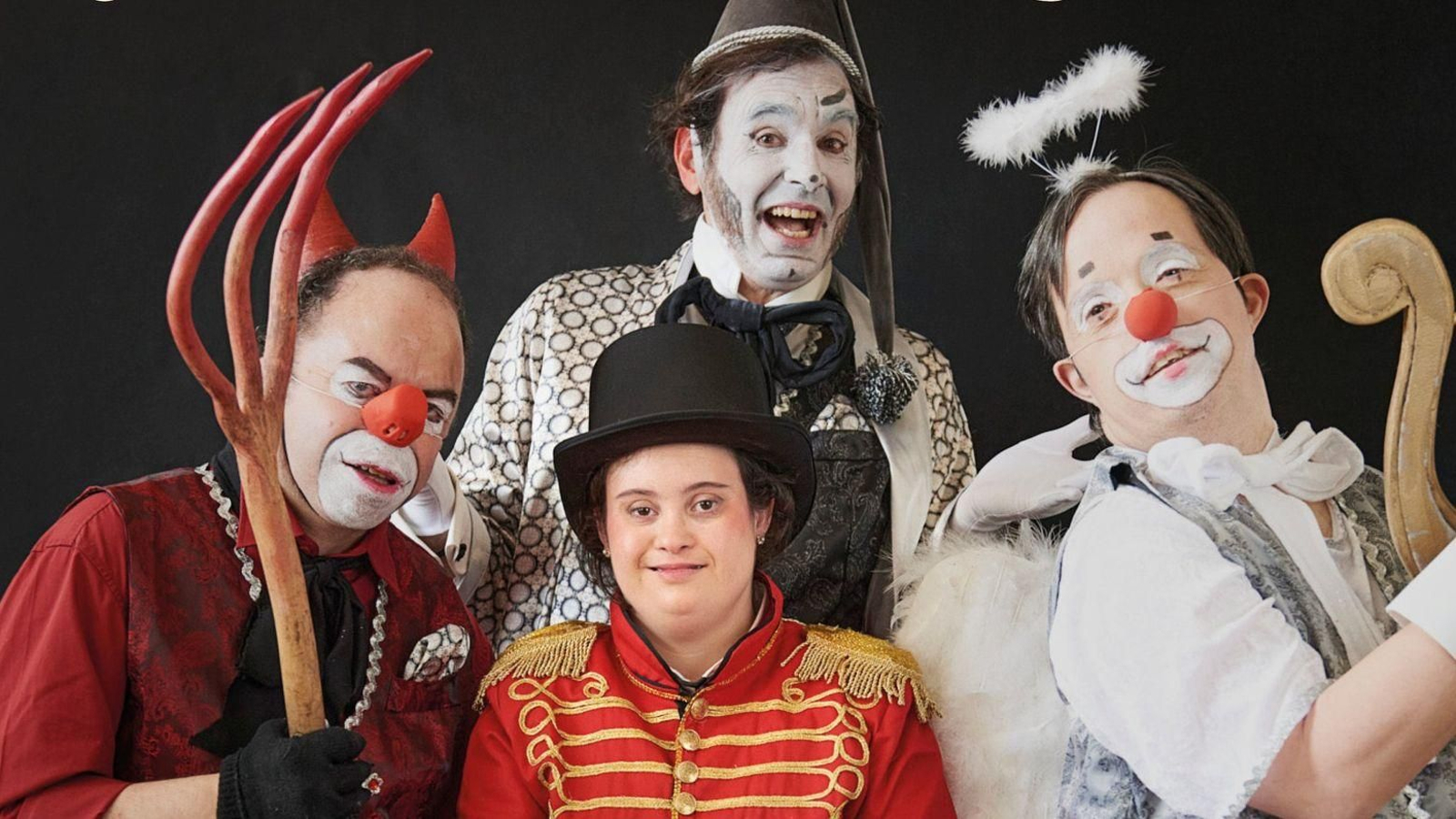 Actores de Danza Mobile en la representación de 'Castigo de Dios'.