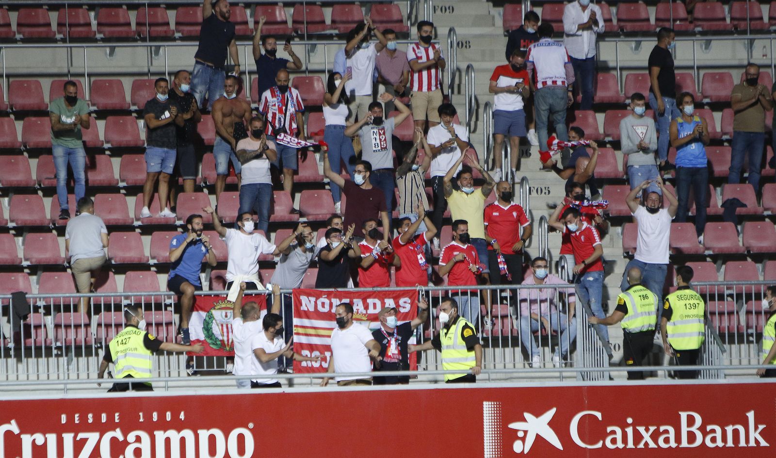 Las fotos del triunfo del Algeciras en  el campo del Sevilla Atlético (1-3)