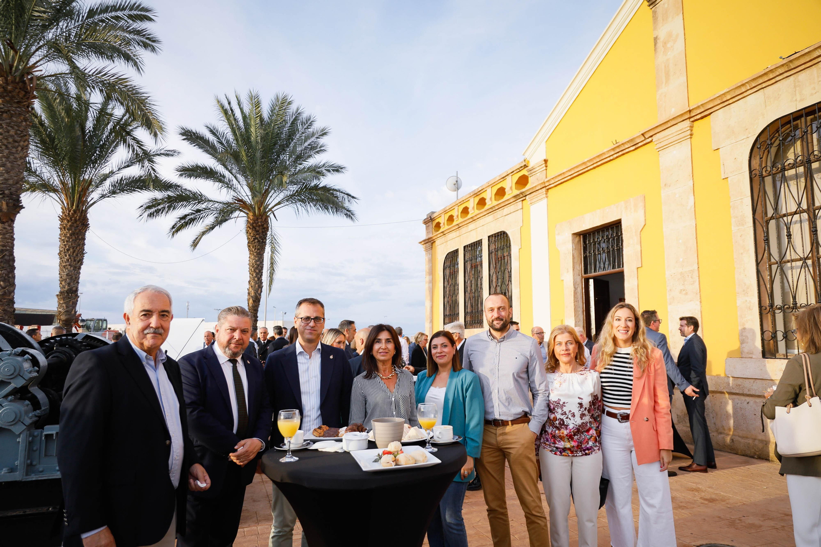 Imágenes del desayuno informativo