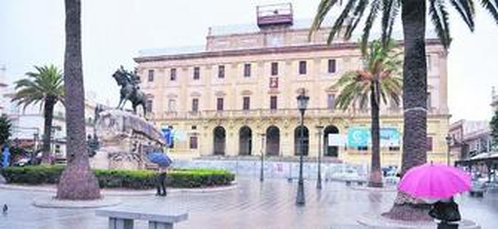 Vista del Ayuntamiento, el mayor edificio civil ilustrado que existe en la ciudad.