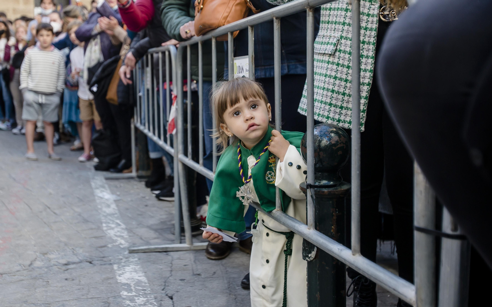 Las imágenes de la cofradía de Las Cigarreras en la Semana Santa de Cádiz 2022