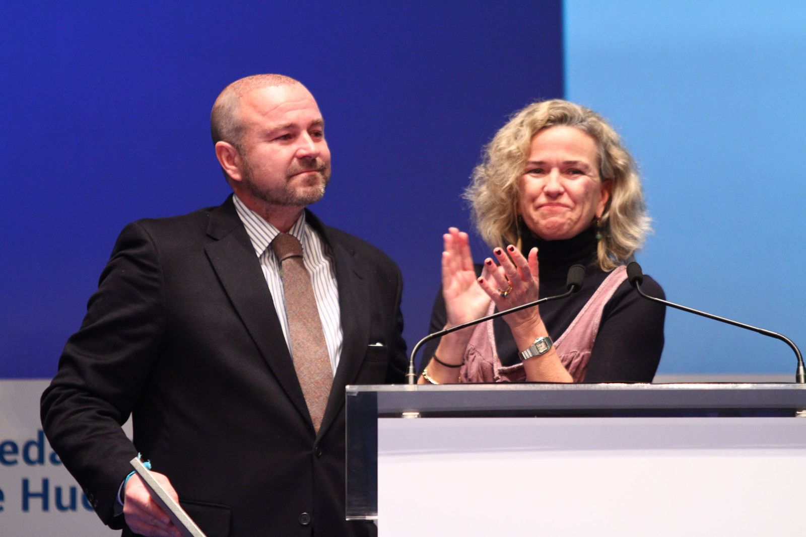 Imágenes de la entrega de las medallas de Huelva