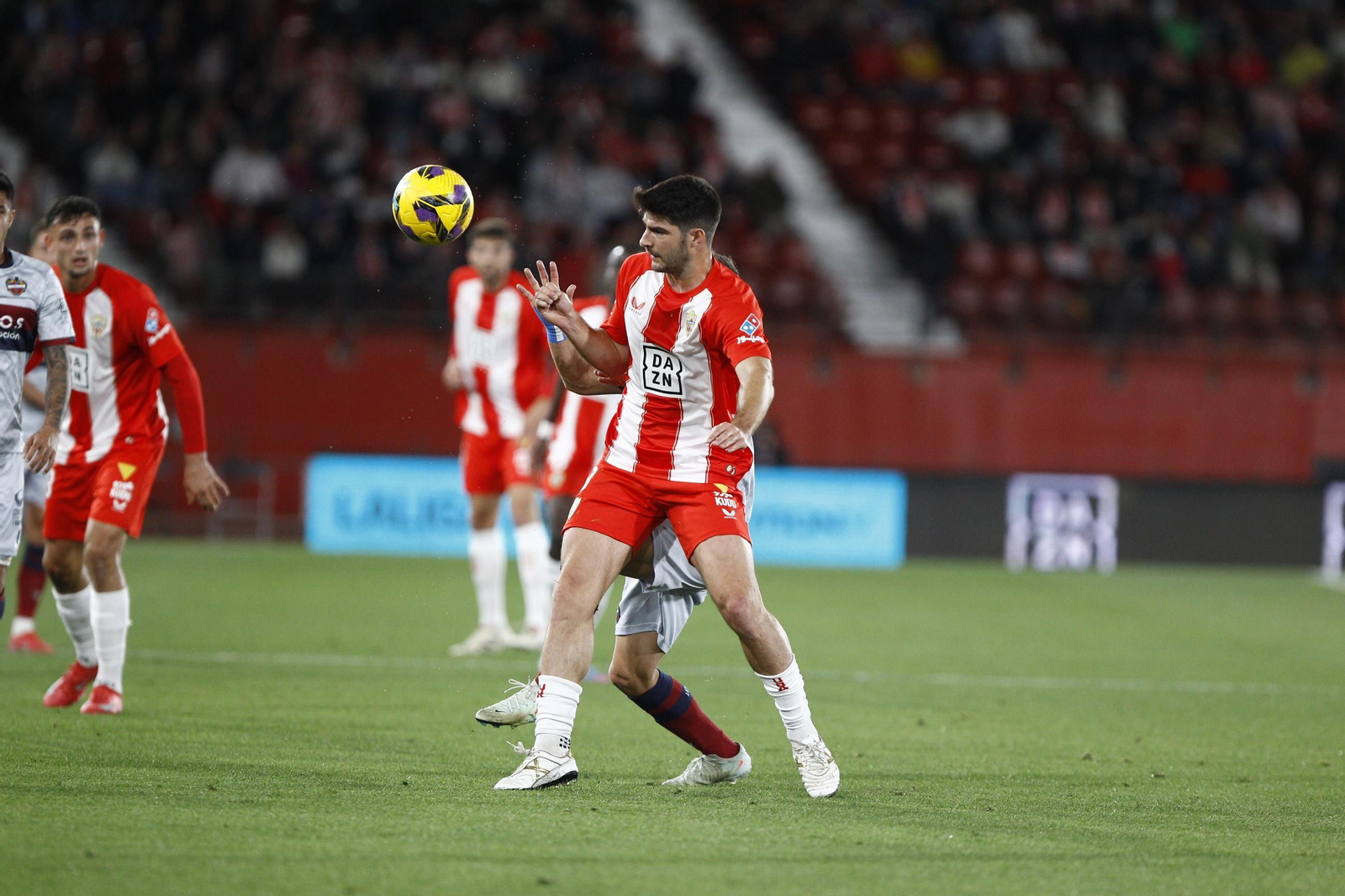 Las mejores imágenes del partido U.D. Almería-Levante U.D.