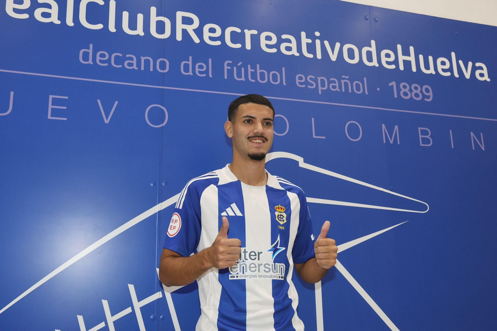 Juan Pablo Pereira, en su presentación como jugador del Recreativo.