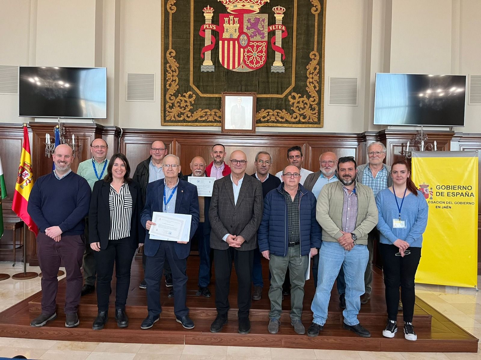 Acto de entrega de diplomas a los voluntarios de REMER en Jaén.