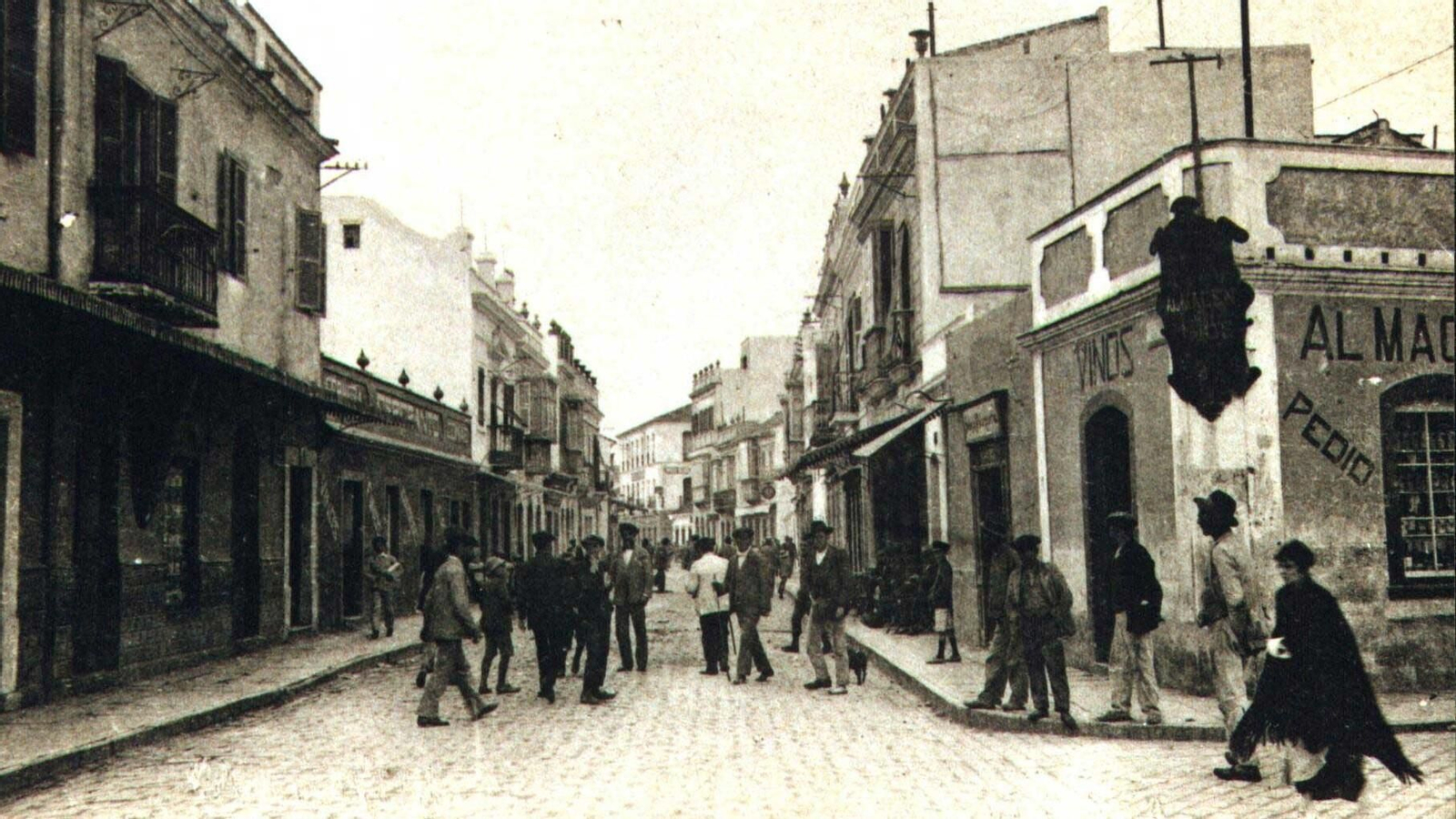 Bar Buzo, en la calle Real.