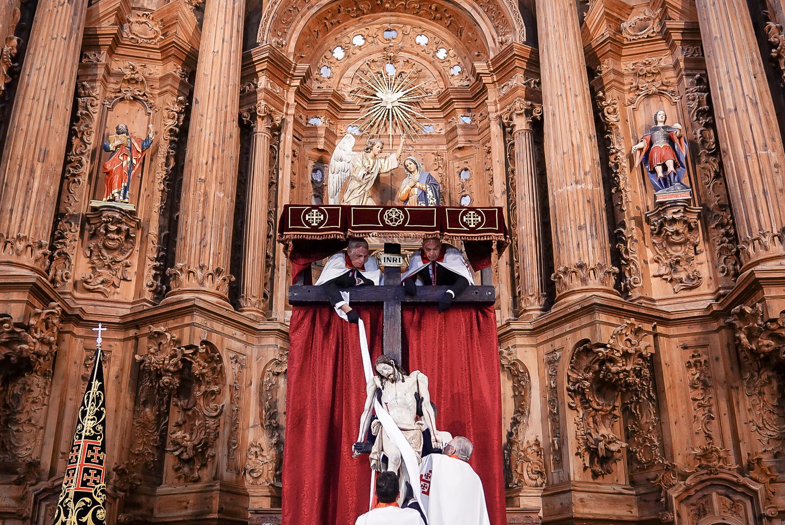 Desenclavamiento del Cristo Yacente de Vélez Rubio.