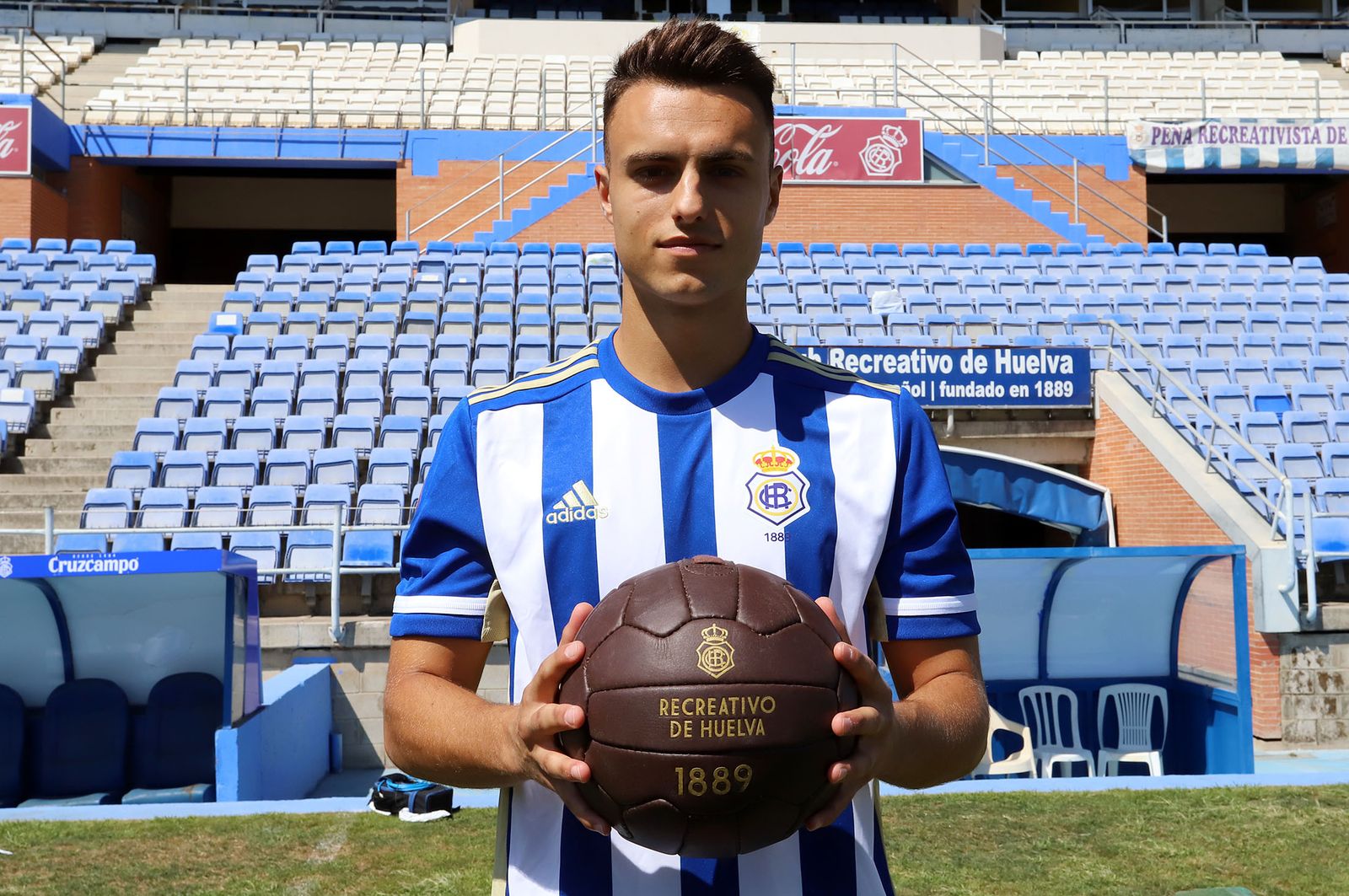 Gerard Vergé vestirá la camiseta del Recreativo durante las dos próximas temporadas.