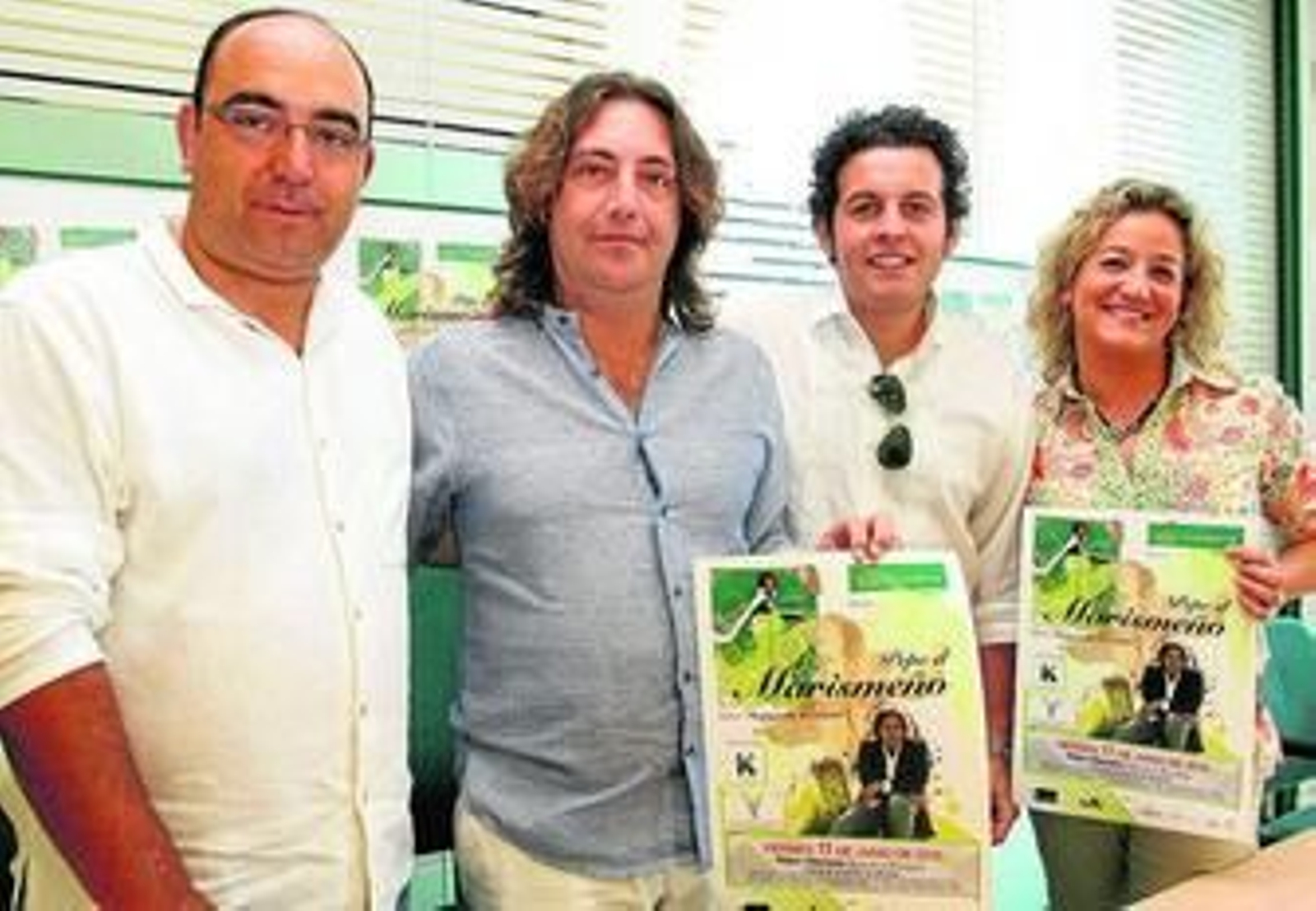 Pepe 'El Marismeño' acompañado por el padre Alexis, Fran Terrén de 'Konfusión' y Mª José de Groupama ayer.