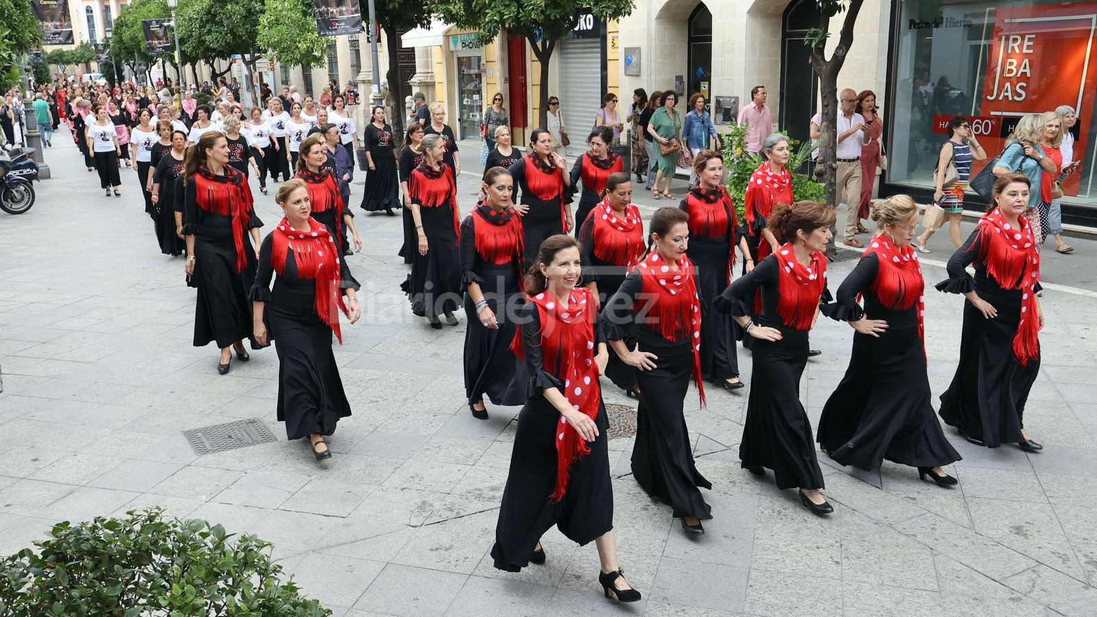 Flashmob de la academia de baile de Fani Muñoz en Jerez