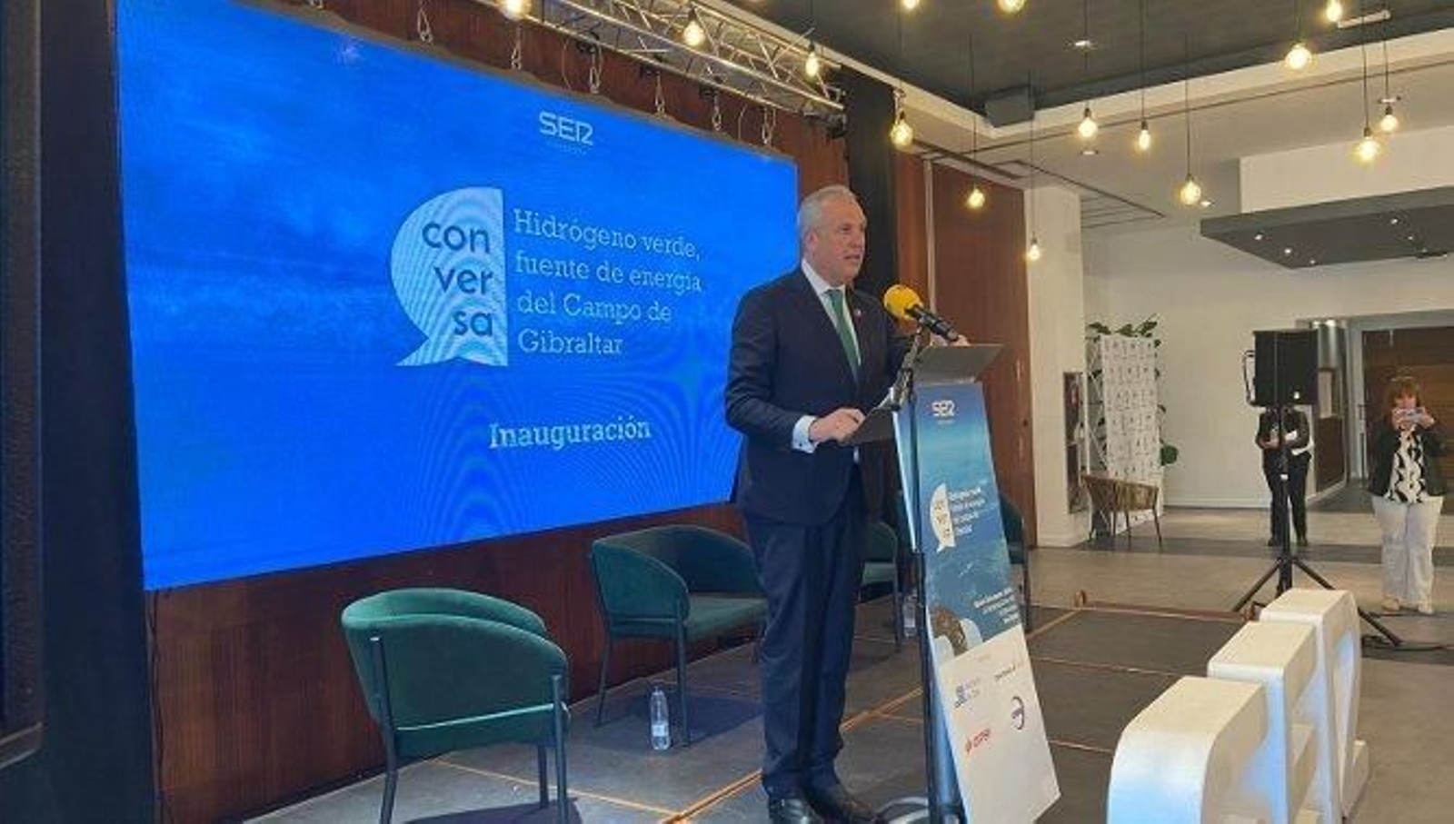 Ruiz Boix reivindica el hidrógeno verde como la industria del futuro para Cádiz.