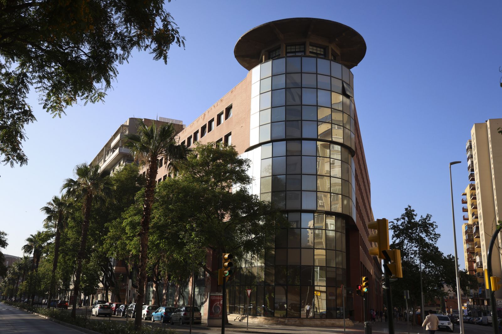 Imágenes de los 10 edificios singulares de la Málaga contemporánea